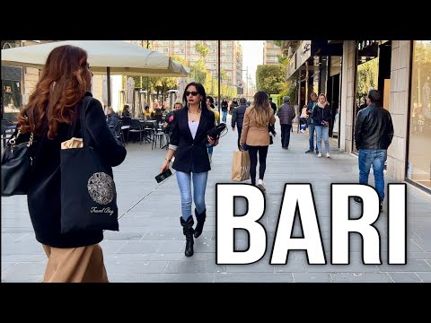 Видео: Бари, пешеходная экскурсия по Италии [4k], март 2023 г.