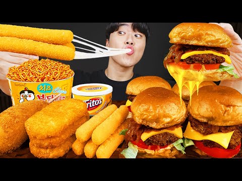 Видео: ASMR MUKBANG | гамбургер, Сырная палочка, Огненная лапша, хотдог рецепт блюда принимать пищу