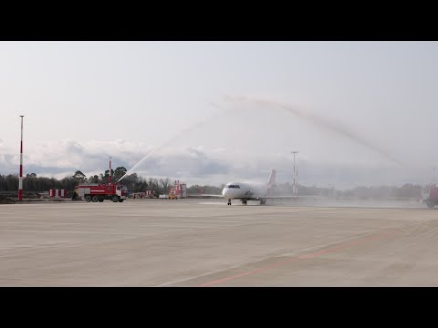 Видео: Сухумский аэропорт принял тестовый рейс из Москвы