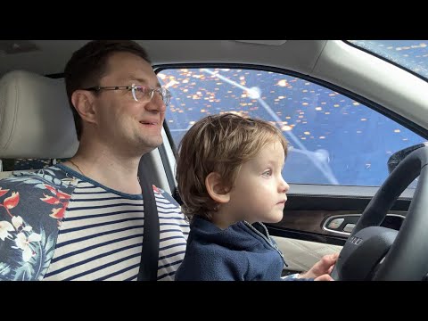 Видео: День Рождения мамы в ресторане "Урюк" в ТЦ "Ривьера" и отправка детей на летний отдых в Бекасово