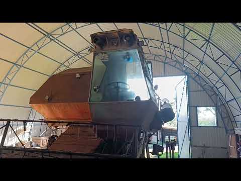 Видео: Відремонтував шнека на комбайні нива ск-5, та підключив камеру задньго виду.