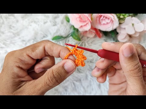 Видео: Этот брелок, связанный крючком, доставит вам массу удовольствия! 💛 (с субтитрами)
