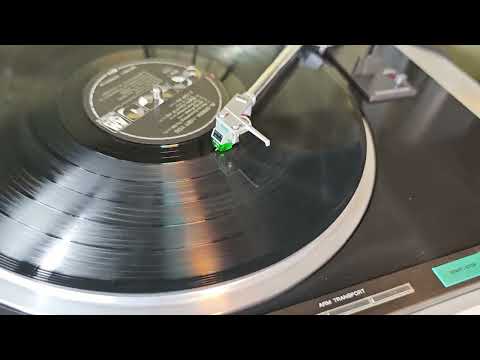 Видео: Виниловый проигрыватель Sony PS-X600 полный обзор
