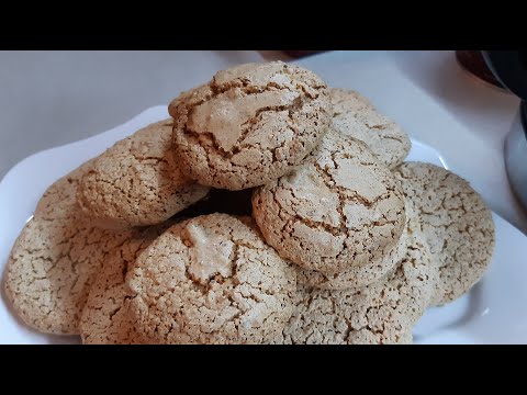 Видео: Ореховки, рецепта и начин на приготвяне / homemade walnut biscuits - Bulgarian recipe