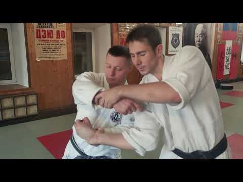 Видео: Техника Koshi Nage в Айкибудо. Бросок через спину, бросок через бедро.