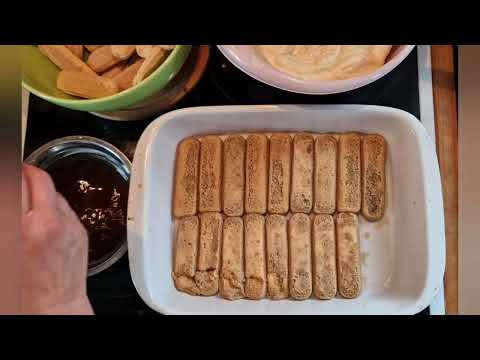 Видео: Тирамису- бързо, лесно, хипер вкусно :)