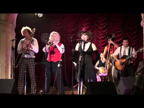 Видео: Серебряная свадьба, концерт в клубе DK 15.01.2011