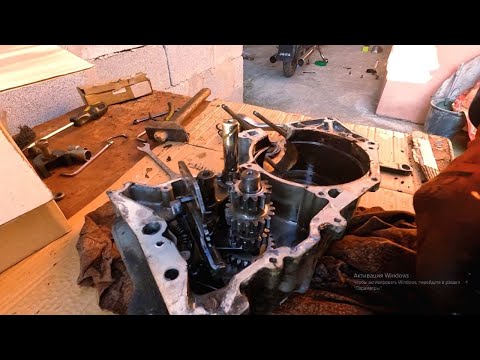 Видео: ЯВА 638 Разбираем двигатель Серия 2  |JAWA 350\638 Engine repair