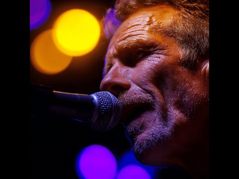 Видео: «Ложь, Которую Я Носил»