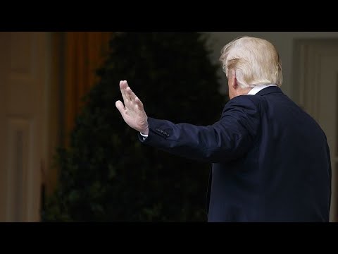Видео: ТРАМП УМЫВАЕТ РУКИ
