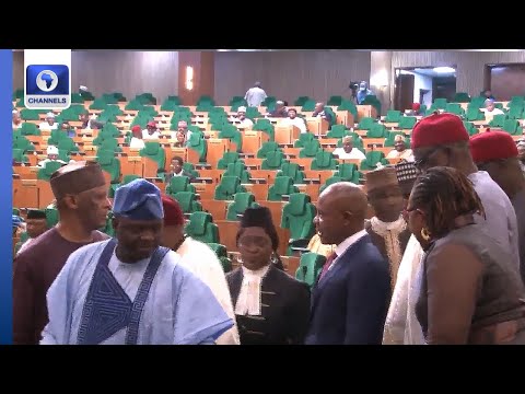 Видео: Пять представителей Enugu PDP и представитель Plateau LP перешли в APC