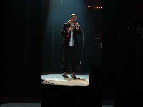 Видео: Ростислав Колпаков. Выходная ария Есенина "Сочиняй". Мюзикл Есенин.