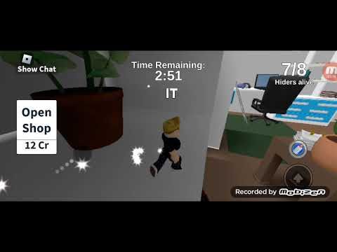 Видео: играю в режиме прятки в Roblox с ассистентами❤