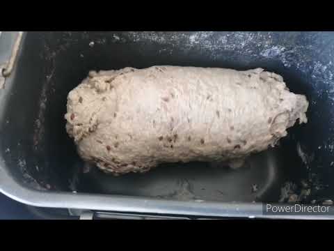 Видео: Делаю цельнозерновой хлеб на закваске в хлебопечке moulinex home bread baguette.