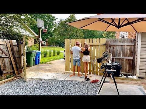 Видео: Сами Сделали Простые Бюджетные Ворота в Нашем Доме за $160