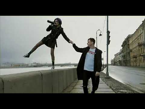 Видео: трек мукка девочка с каре