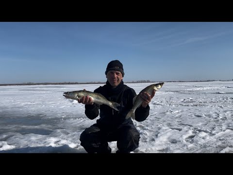 Видео: Один на льду ! Закрытие зимнего сезона !