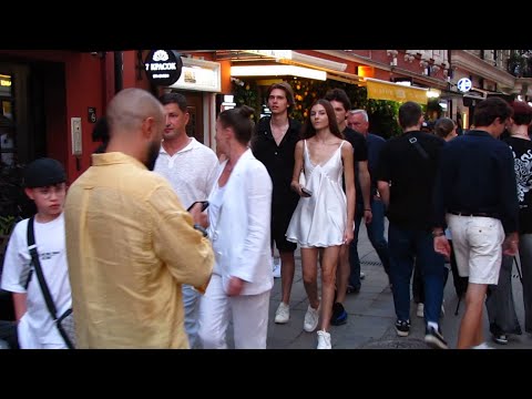 Видео: 🔥 Патрики - гламур или безвкусица?! Самая гламурная улица Москвы, красивые девушки и дорогие авто