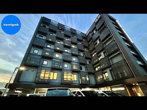 Видео: Я нашел футуристический и потрясающий отель в сельской местности Японии Такаяма.