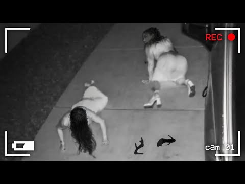Видео: 100 НЕВЕРОЯТНЫХ МОМЕНТОВ, СНЯТЫХ НА КАМЕРЫ НАБЛЮДЕНИЯ
