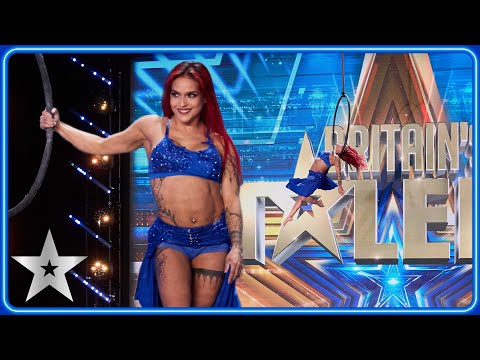 Видео: Итцель Сальватьерра ПРЕОДОЛЕВАЕТ проблемы со здоровьем с помощью феноменального воздушного номера...