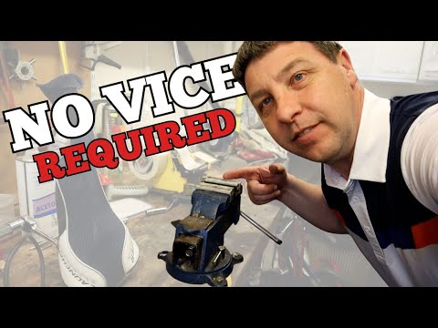 Видео: Простая перезажимка клюшки для гольфа: без тисков