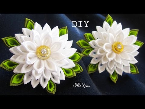 Видео: Резинки канзаши, МК / DIY Scrunchy with Kanzashi flowers