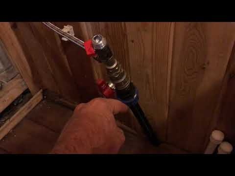 Видео: Горячая вода, в бане без отопления, круглый год