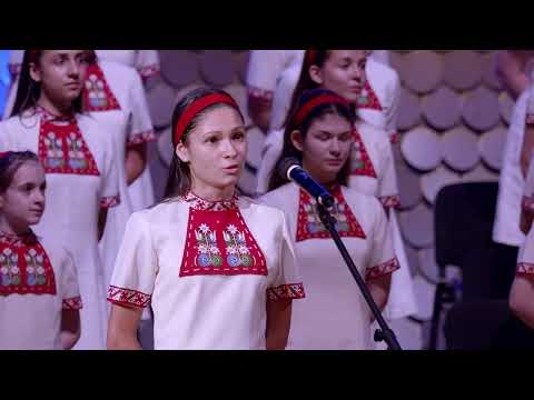 Видео: 60 години Детски хор на БНР | Диригент Венеция Караманова