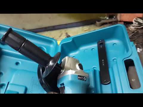 Видео: Обзор УШМ  Makita  GA5030K
