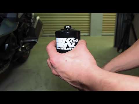 Видео: Замена масла и фильтра: Ninja 1000 / Z1000SX / Z1000