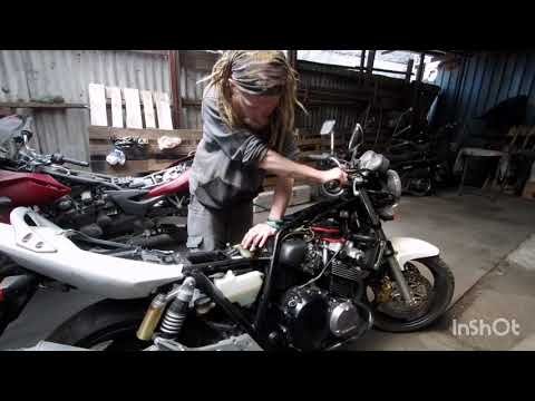 Видео: Настройка и чистка карбюраторов Honda Cb400SF Spec III