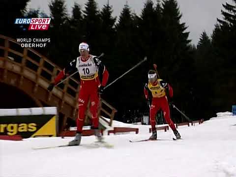 Видео: БИАТЛОН. ЧМ 2004. Оберхоф (Германия). Мужчины. Масс-старт 15 км. (Eurosport). 720p.