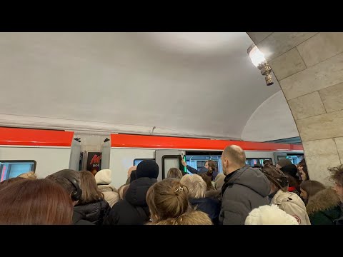 Видео: Сбой на КВЛ. Поломка "Балтийца" в час-пик. Забитая ст.Технологический институт-1