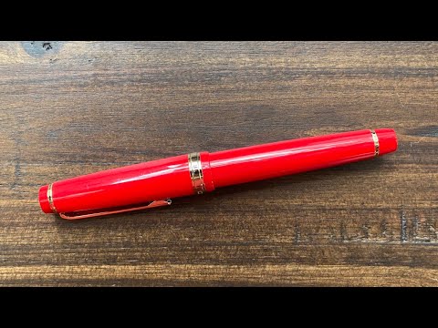 Видео: Перьевая ручка Jinhao 82
