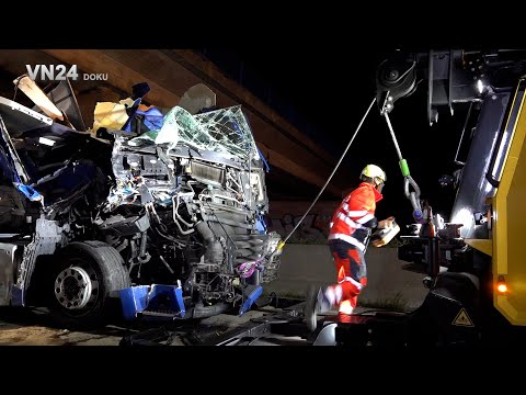 Видео: VN24 — Грузовик уничтожен на трассе A44 — Водитель выбрался целым и невредимым (документация)