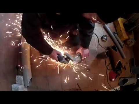 Видео: Как сделать врезку в трубу под 45 градусов