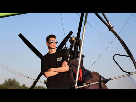 Видео: Flying Above The Skyline | Piloting A Glider In Minsk | Дельтаплан В Минске