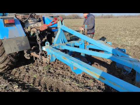 Видео: Т 150к. Плуг 3 метра. Выехали пахать