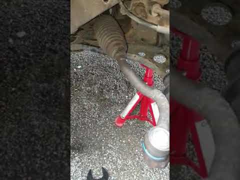 Видео: Замена рулевой тяги на Volkswagen Sharan 1,9 tdi