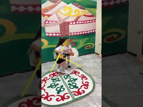 Видео: қазақтың ұлттық ойыны "Теңге ілу"