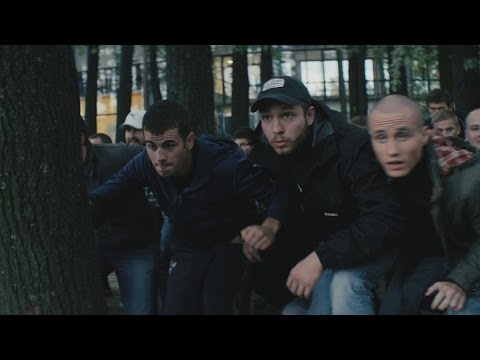 Видео: Околофутбола (фильм) - Сцена в парке (Лучшие моменты)