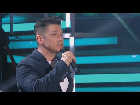 Видео: Андрей Картавцев - Никто из нас не виноват (фрагмент передачи "Привет Андрей").