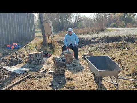 Видео: БАТЬКИ ЗАКЛОПОТАНі РОБОТОЮ ЗРАНКУ ДО ПіЗНЬОГО ВЕЧОРА!