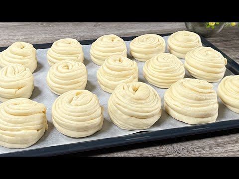 Видео: Булочки похожи на облако! Они такие вкусные, что я никогда не устаю их готовить! Съедается за 5 мину