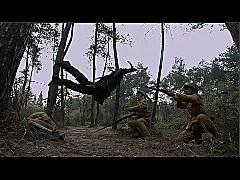 Видео: Китайские охотники были неуловимы, они устроили засаду в лесу, тихо перебили всех японцев.