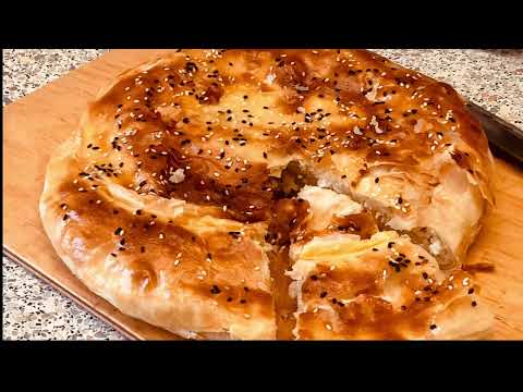 Видео: Сливочная слоёная лепёшка с начинкой