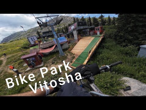 Видео: Ситуацията с лифта не е гучи