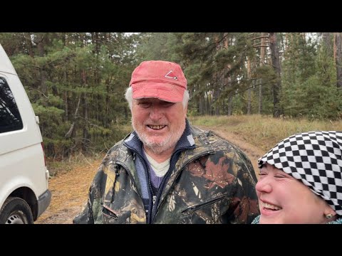 Видео: В лесу два профессионала! Прогулка удалась. Сколько же Грибов🍄‍🟫повезёт домой Александр Михайлович!?
