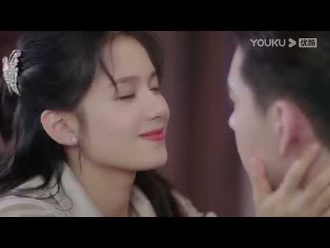 Видео: Золушка была пьяна и затащила командира к кровати и поцеловала командира, но командир не выдержал.